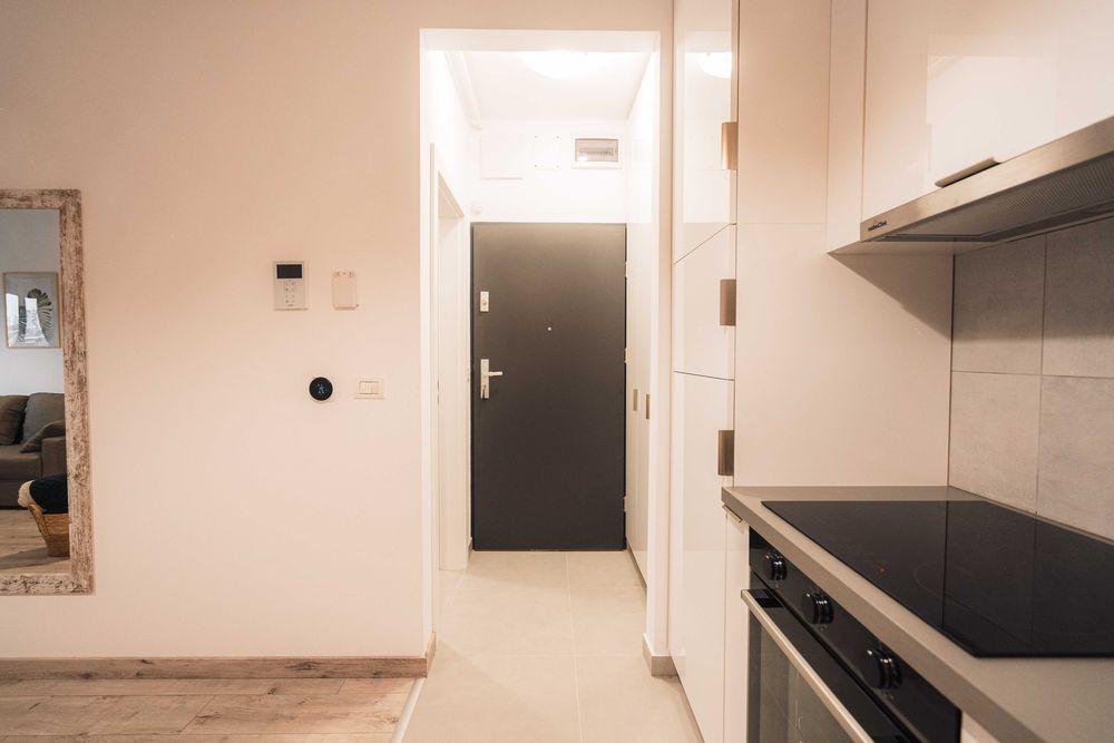 Apartament nou de inchiriat lux 2 cam et.4 Adora Park 6  parc. 2 sm.TV