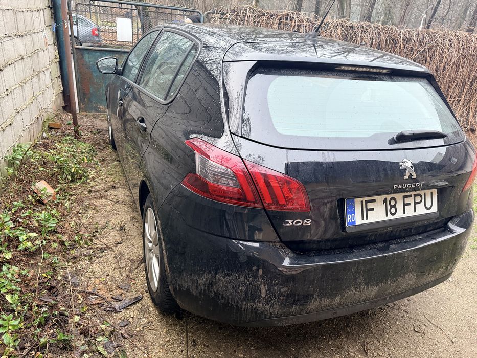 Peugeot 308 2019 avariat Porneste