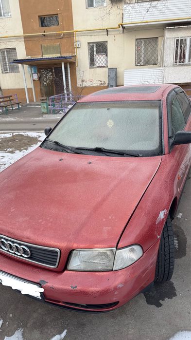 Автомобиль Ауди а4