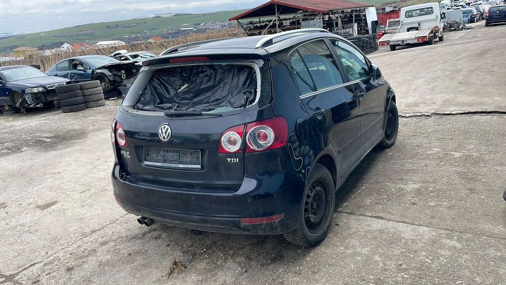 Dezmembrez piese Volkswagen VW Golf 6 plus