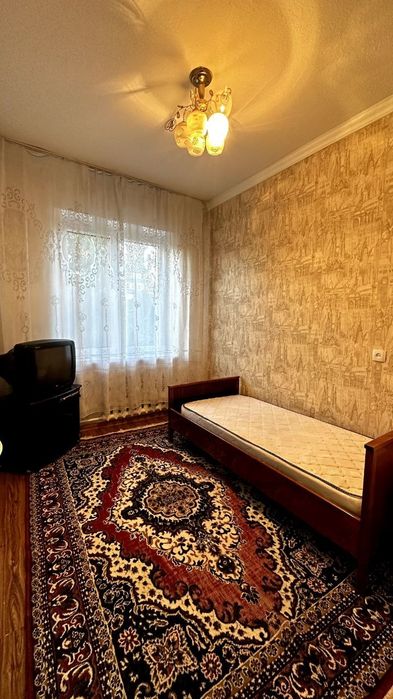 Аренда коракамиш 2/1 галаба боги 3.хонали оилага берилади