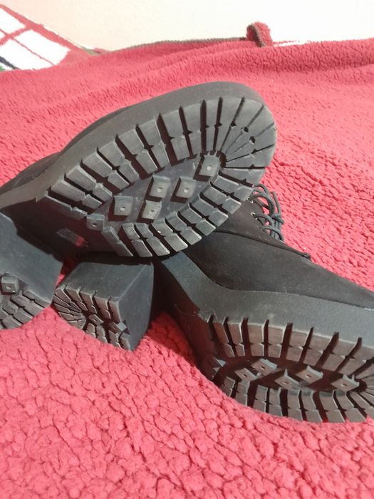 Дамски,топли боти