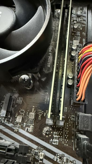 PC Gaming/Office Ryzer 5, 16 GB RAM ddr4, placa msi carcasa zalman rgb