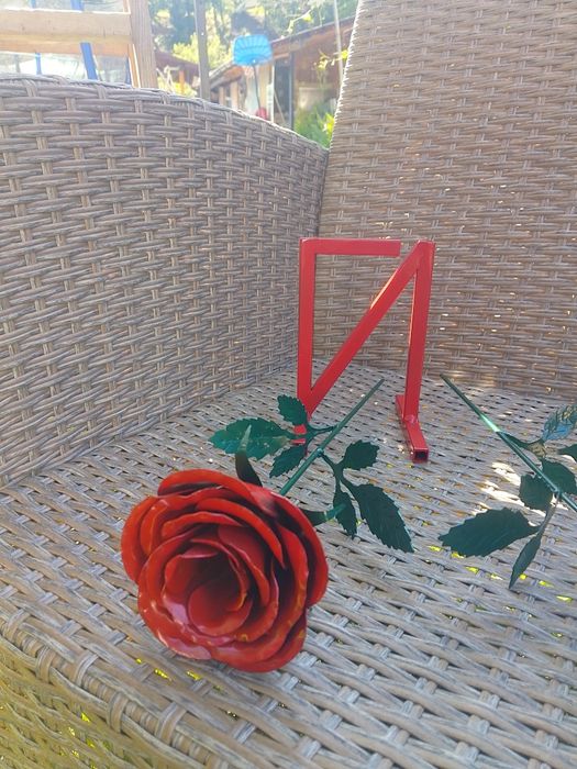 Метална роза ръчно направена ПРОМО