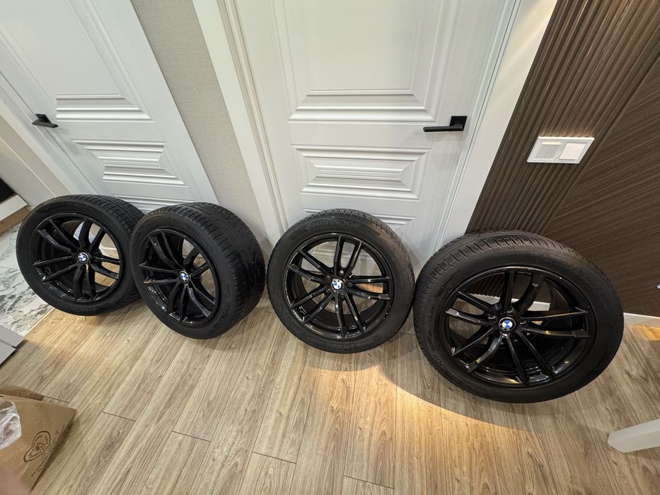 Продам диски с шинами для BMW G30