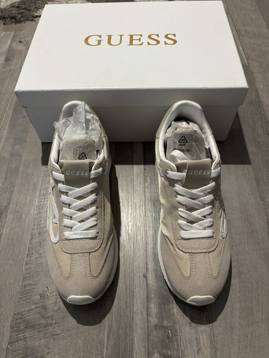 Дамски маратонки Guess