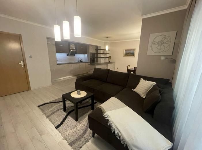 Дава се под наем Тристаен апартамент в София, Хиподрума - 106 кв.м за 925 € - Снимка #8