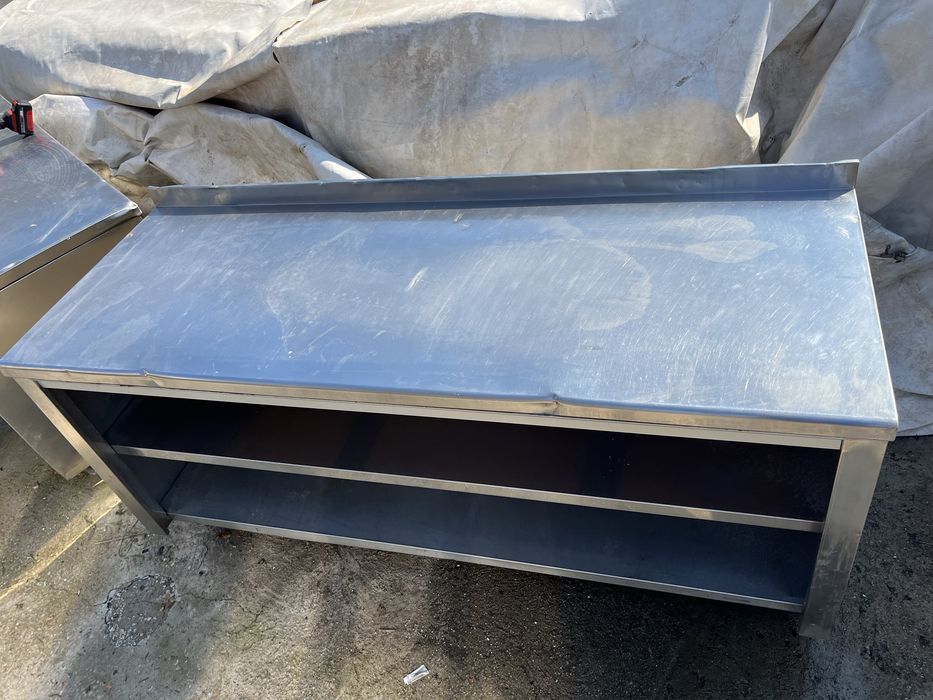 Работна маса неръждавейка