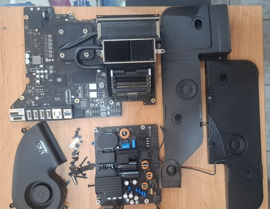 Imac A2115 на части