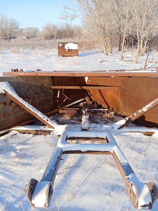 Продам лак на МТЗ