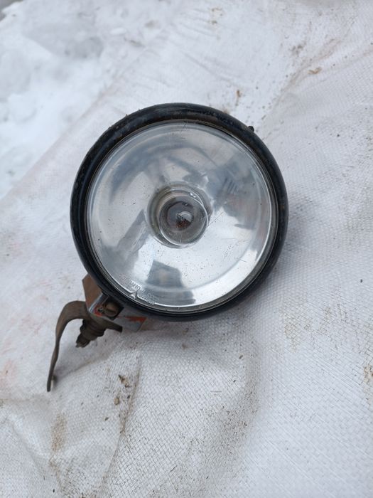 Продам поисковая фара.