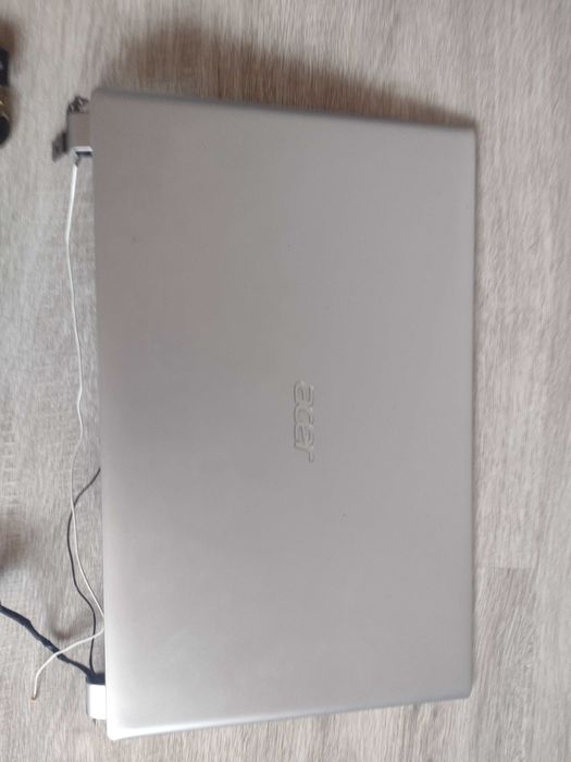 Acer Aspire V5-571 продава се само цял