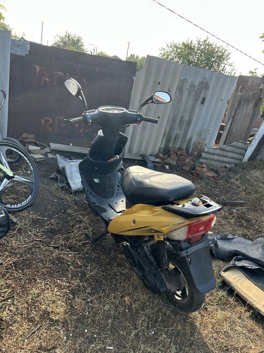Продам скутор 90 кубов