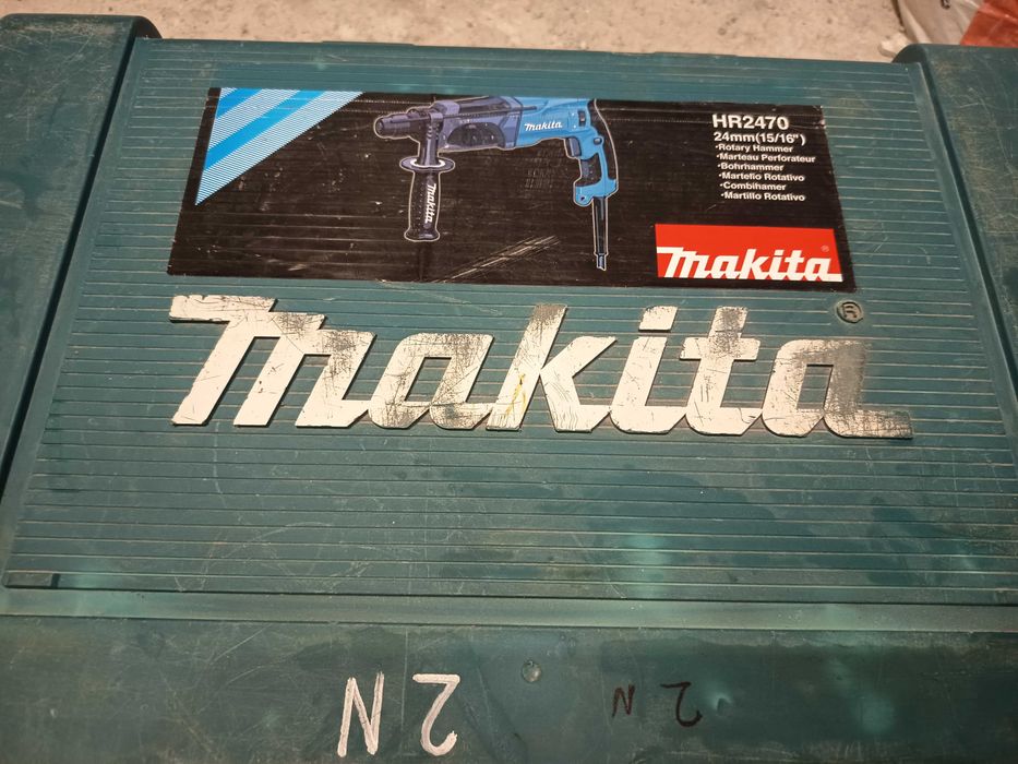 Makita HR2470 Перфоратор 220v