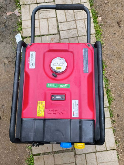 Бензинов Генератор