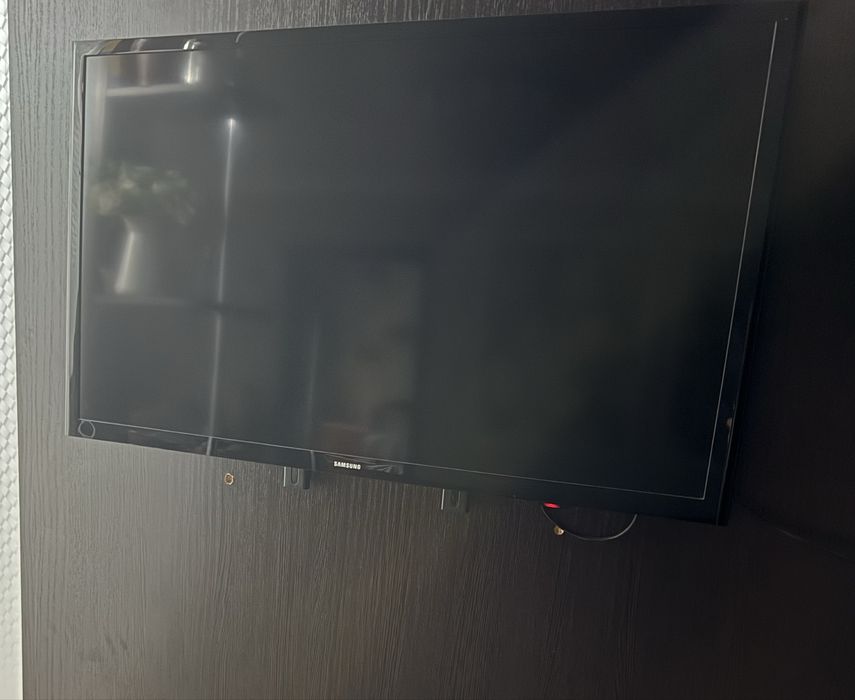 Продам телевизор Самсунг