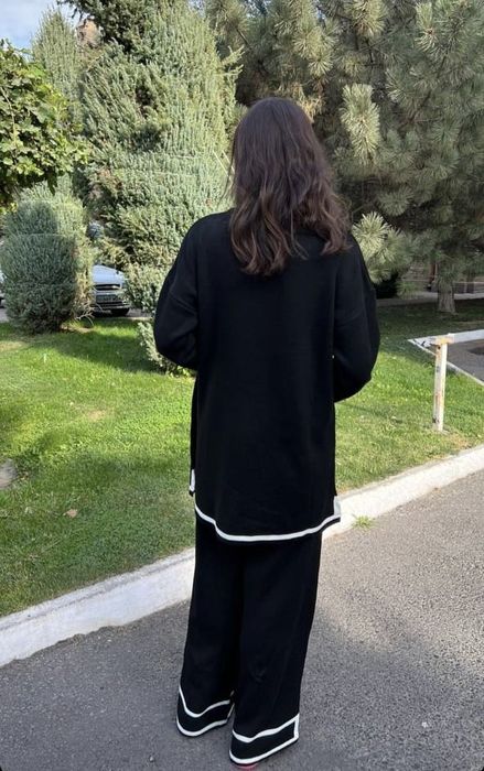 Осенние Костюмчики теплые, мягкие, новые