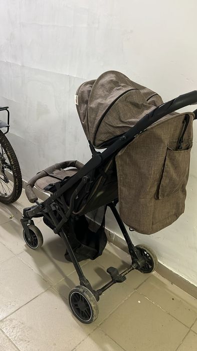 Детская коляска прогулочная