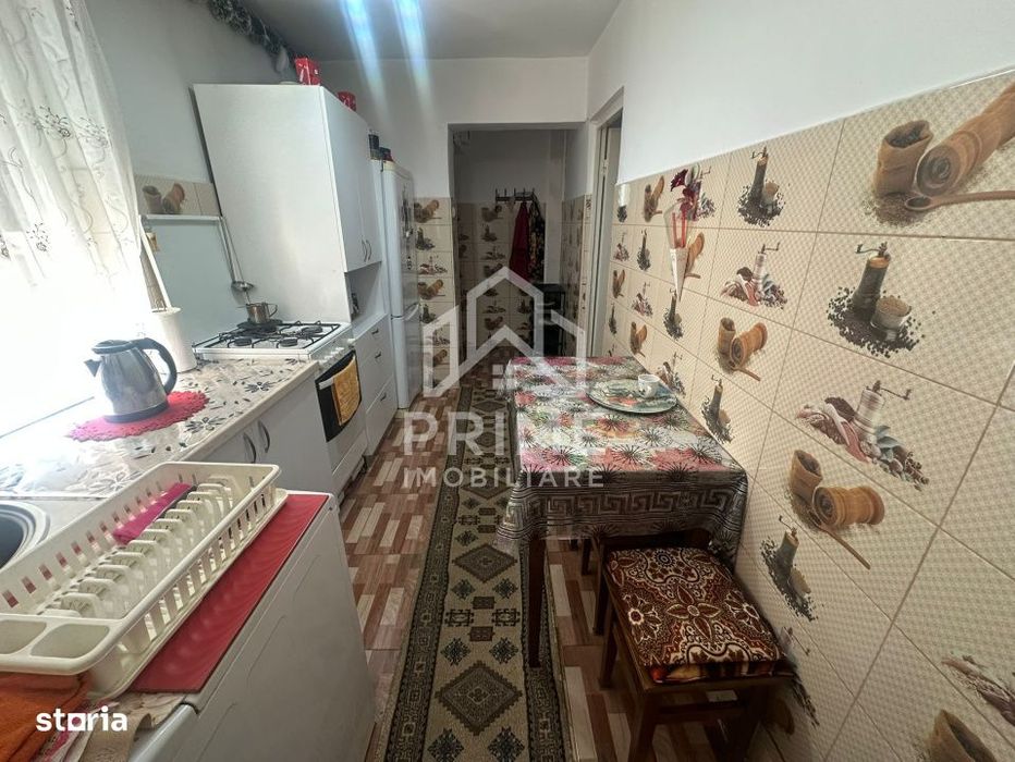 Apartament 2 camere decomandat| 48 mp, etaj 3| zona Blaj