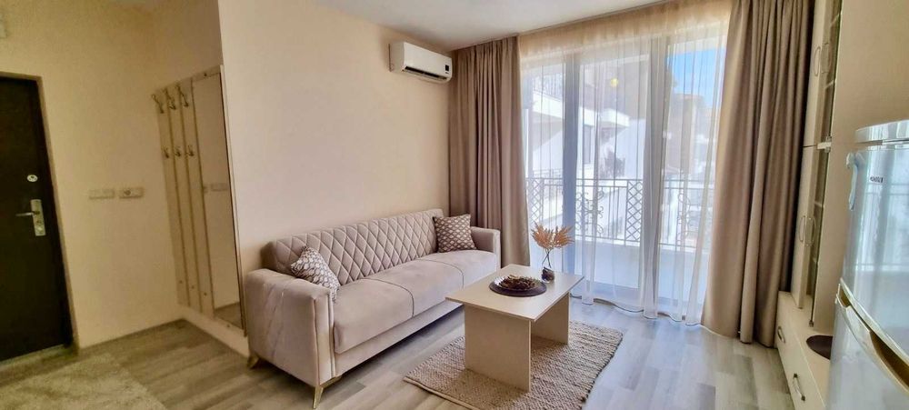 Продава се Двустаен апартамент в Несебър - 56 кв.м за 1074 €/кв.м - Снимка #1