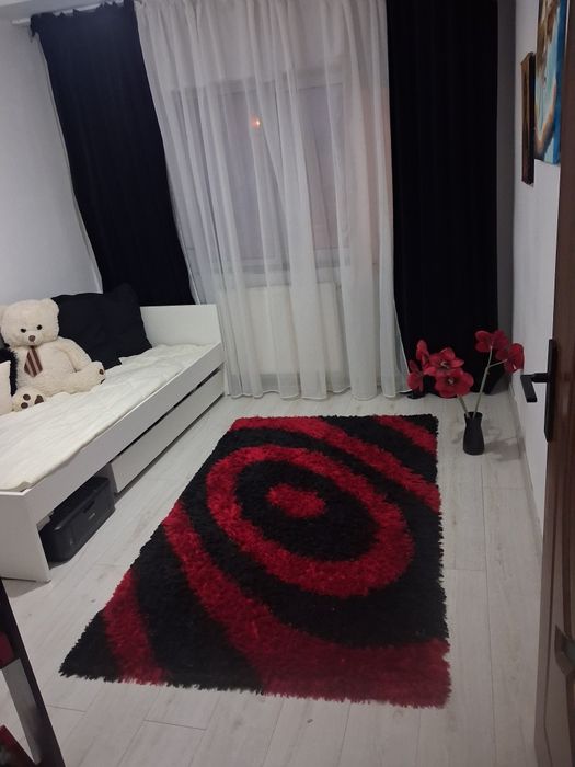 Vând apartament 3 camere decomandat et1, 67 m, Debar ader