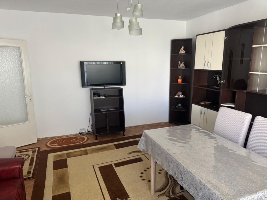 Apartament cu 3 camere Micro 16