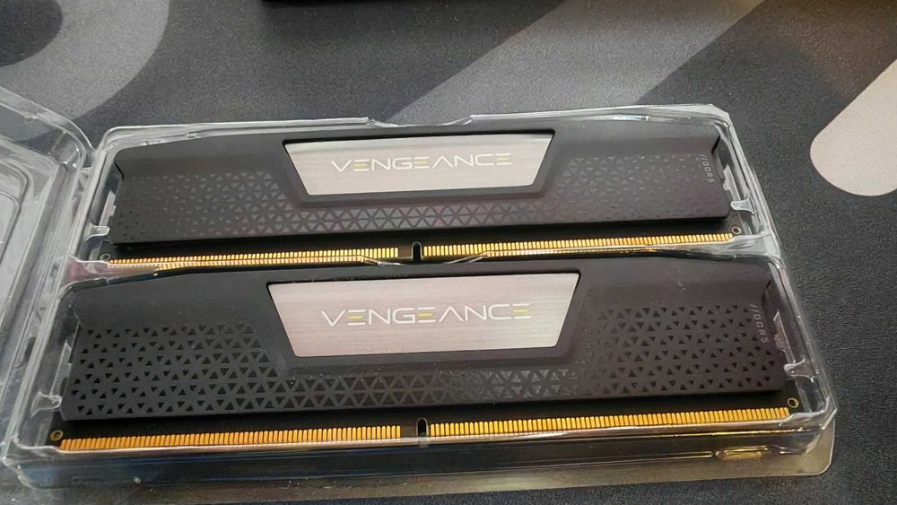 Рам памет Corsair Vengeance Black DDR5 4800MHz 2x16GB 32GB