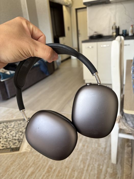 Air pods max original