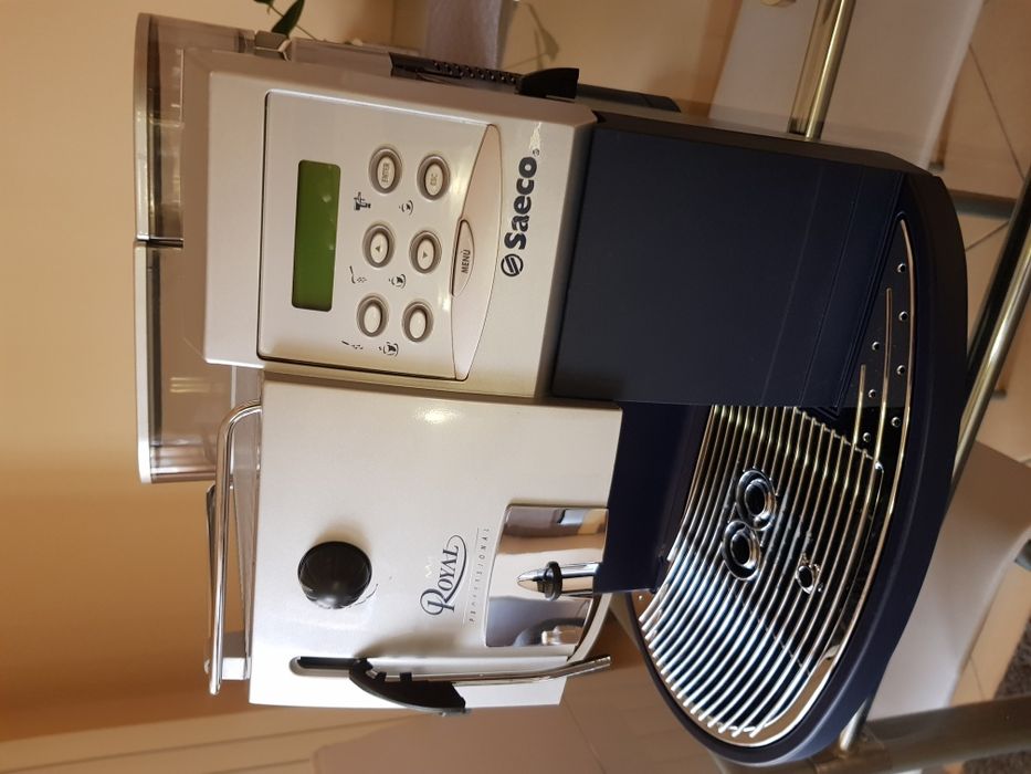 Кафемашина Саеко Saeco Royal и Saeco Magic плюс кафе на зърна
