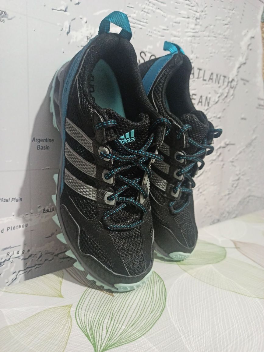 Adidas Run Strong 38 2 3 impecabil Timisoara OLX.ro