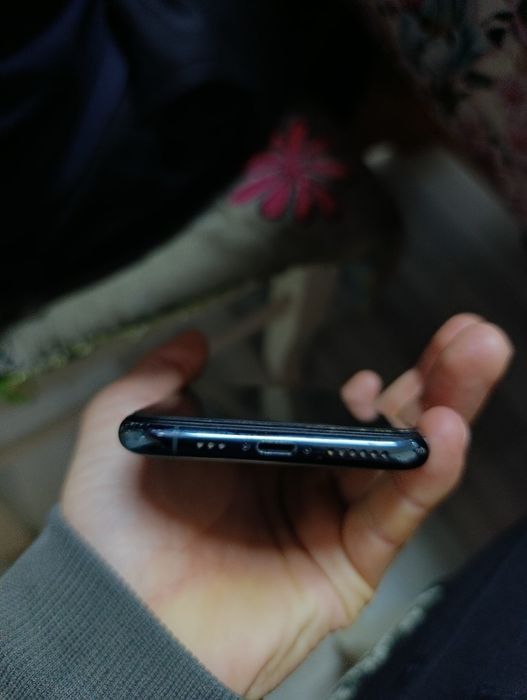 Iphone 11 pro нету влажения