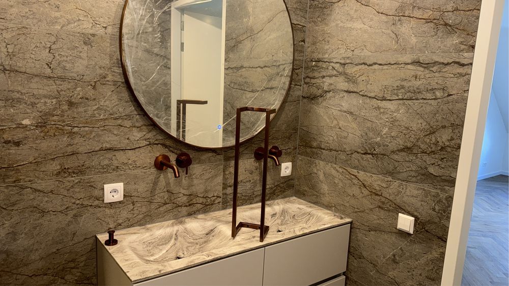 Кафельщик, плиточник