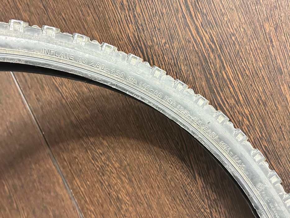 Велосипедные покрышки author 26x1.95