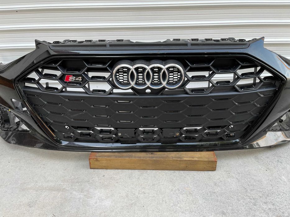 Предна броня с решетка ЧЕРНА S-line Audi S4 B9.5 Facelift Ауди С4 Б9.5