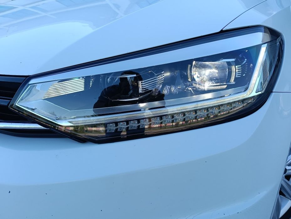 VOLKSWAGEN Touran 2016 — imagine 3