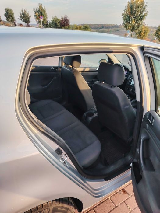 Autoturism Golf 5