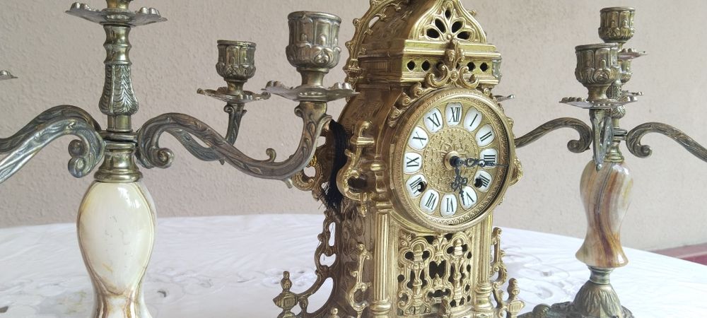 Соат ва шагамдонлар сотилади