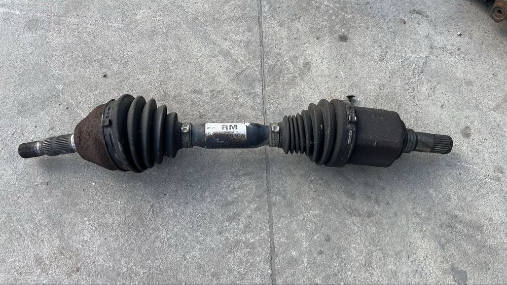 Opel Zafira B лява полуоска