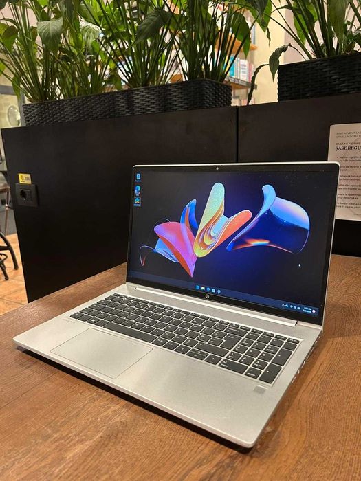 Laptop HP ProBook 450 G8 - i5 Gen 11, SSD 256 GB, 8 GB RAM