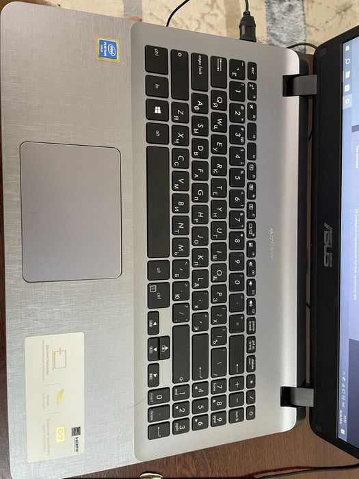 Ноутбук Asus Intel