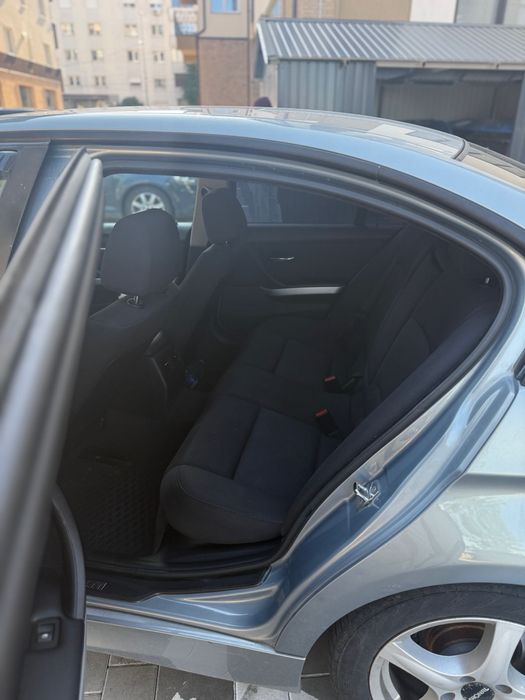 Bmw seria 3  An 2005