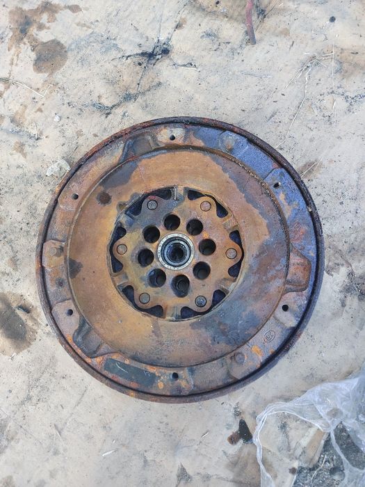 Маховик Е90 е87 320д 120д n47 бмв  bmw 177кс