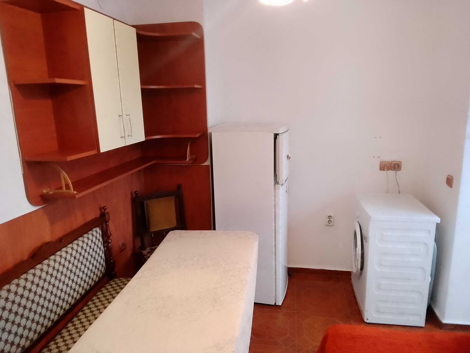 Дава се под наем Двустаен апартамент в Стара Загора, Център - 47 кв.м за 204 € - Снимка #5