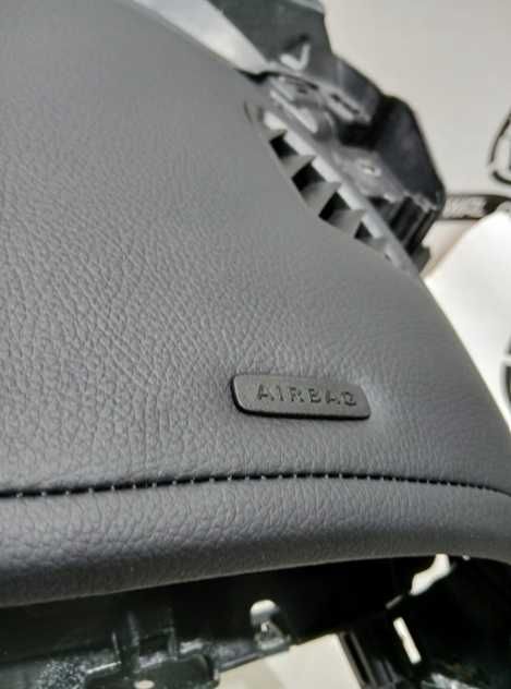 Mercedes Benz clasa E w214 set centuri de siguranta - fata spate stanga dreapta - set airbag cortina plafon LH RH