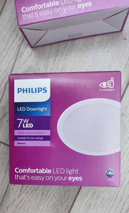 Светодиодный светильник PHILIPS