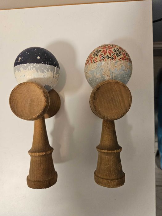 Pachet 2 Kendama Sweets - V12 Cushion Clear + OASE Legends (Rare)