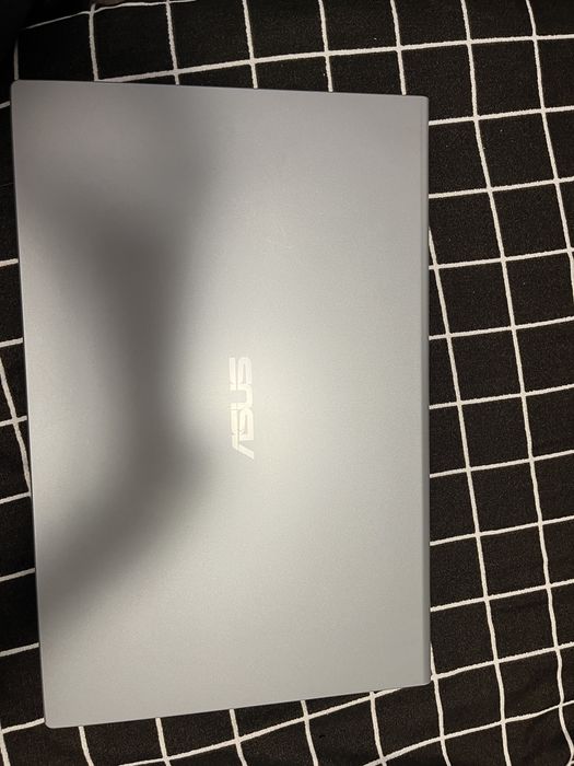 Laptop Asus x515