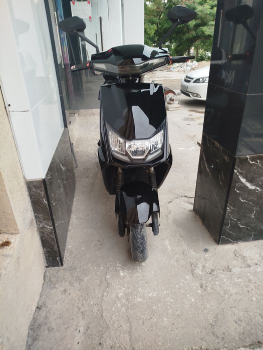 Скутер сотилади айби йўқ 5 та янги аккулмулятор қуйилган