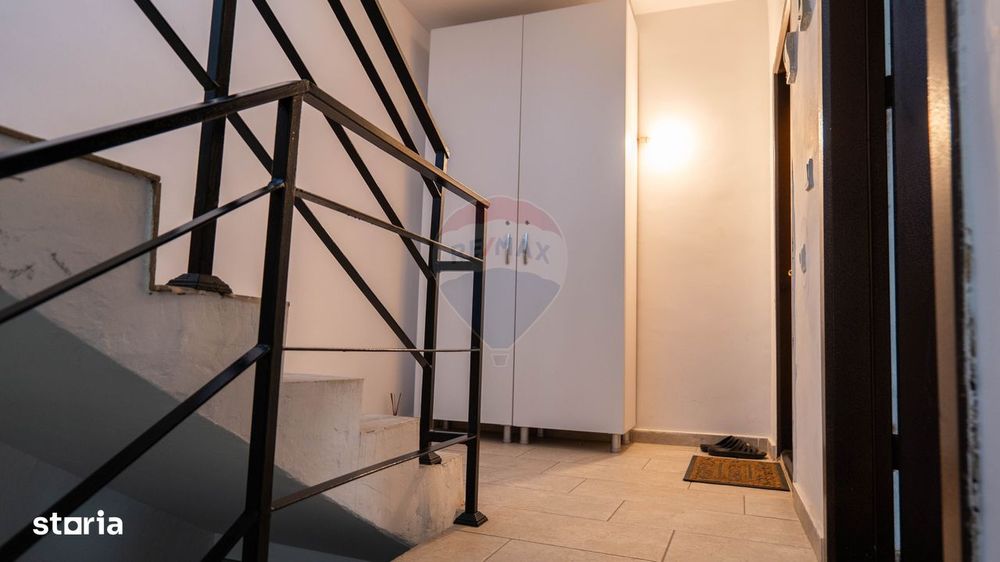 Garsonieră în vilă modernă (2015) | Liniște și intimitate