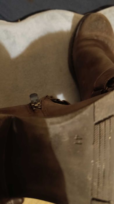 Боти 41 номер Марко тоци